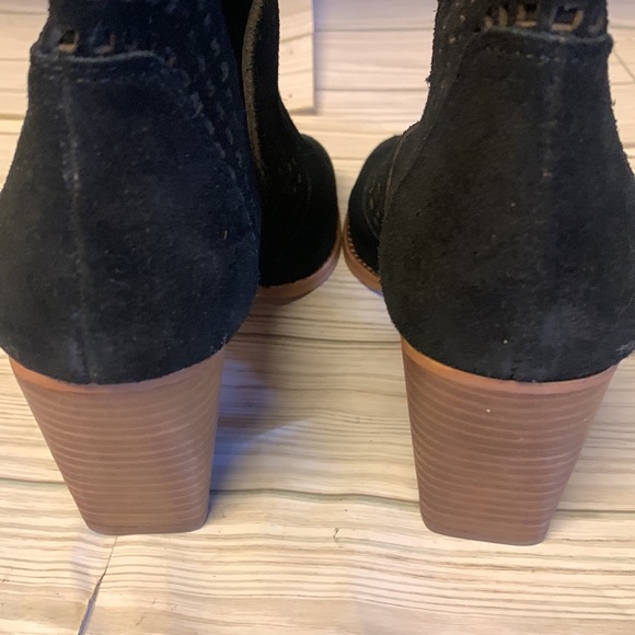 Gianni Bini Booties Heels Black Leather Suede Women’s Sz 7 1/2 - Picture 7 of 9